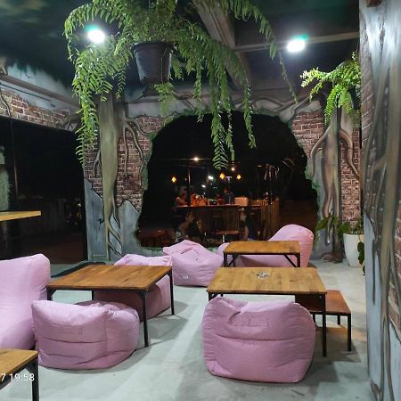 קו טאו Save Hostel מראה חיצוני תמונה